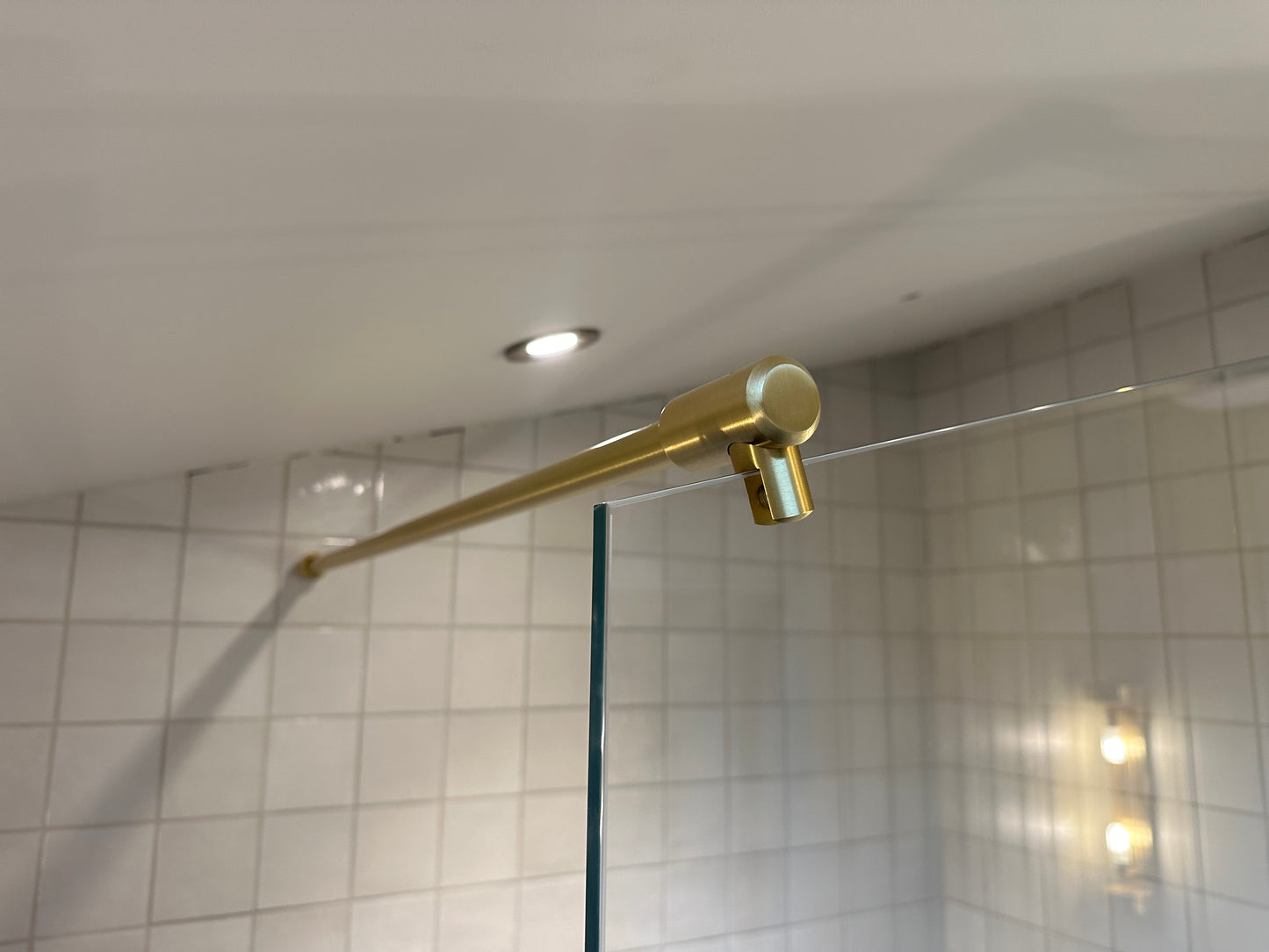 Satin Brass Wall to Glass Support Bar - 1 Metre - For 10mm & 12mm Glass Shower Screens