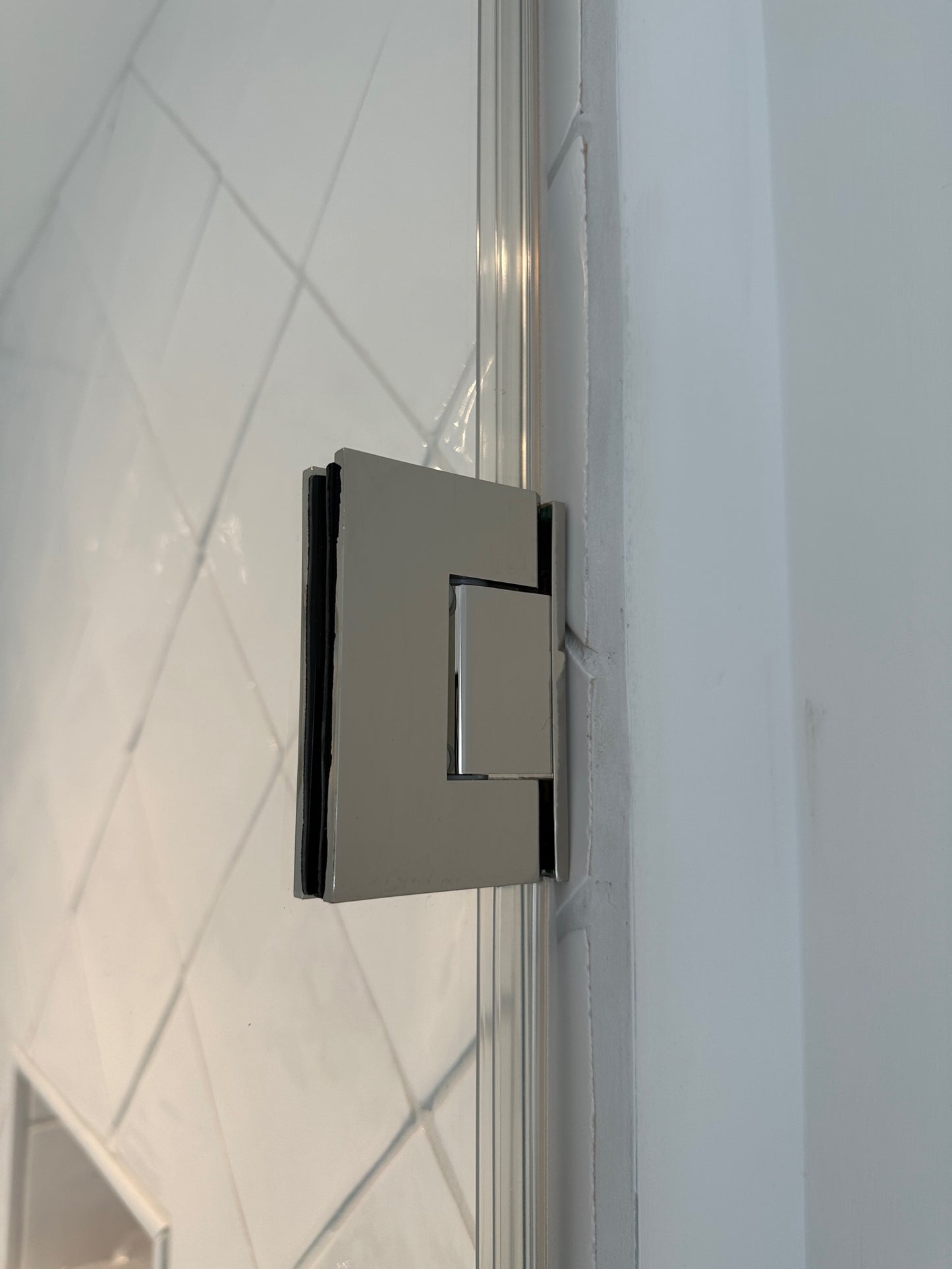 Geneva 044 Wall to Glass Hinge POLISHED NICKEL