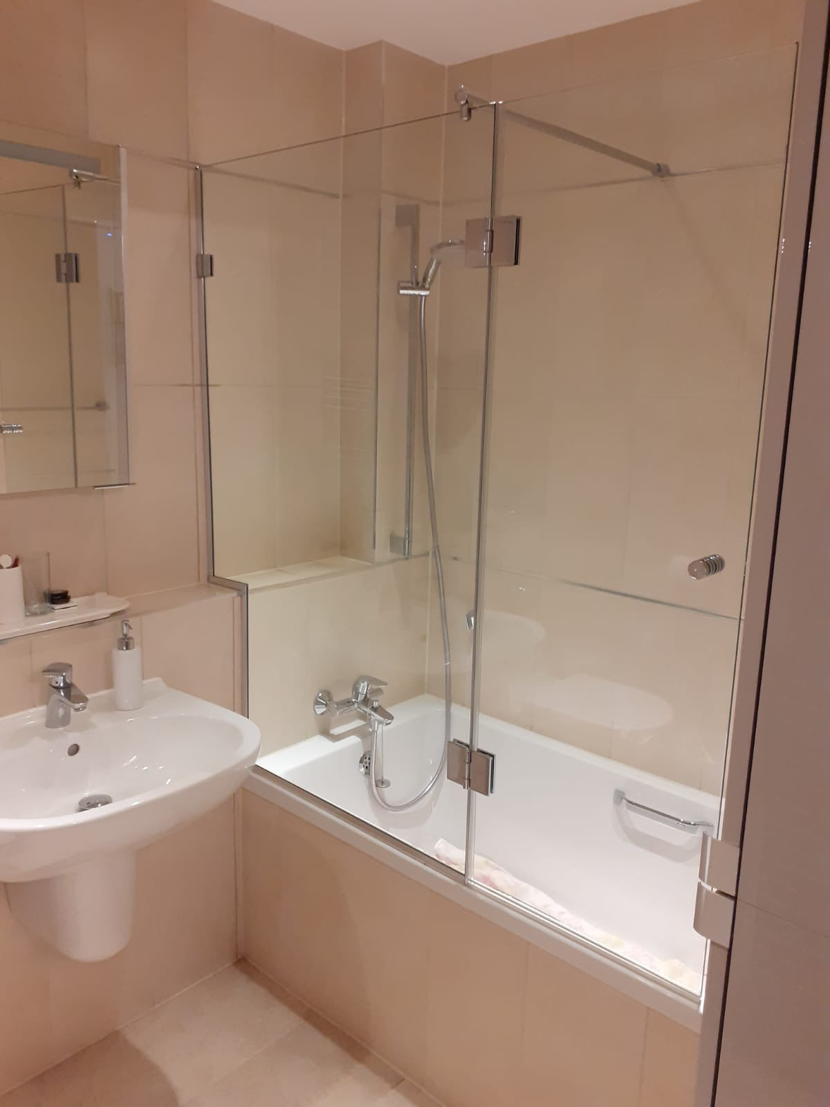 10mm U Channel - 2.41m - Chrome - Suitable for all 10mm Glass Shower Panels, Screens and Bespoke Glass Shower Enclosures