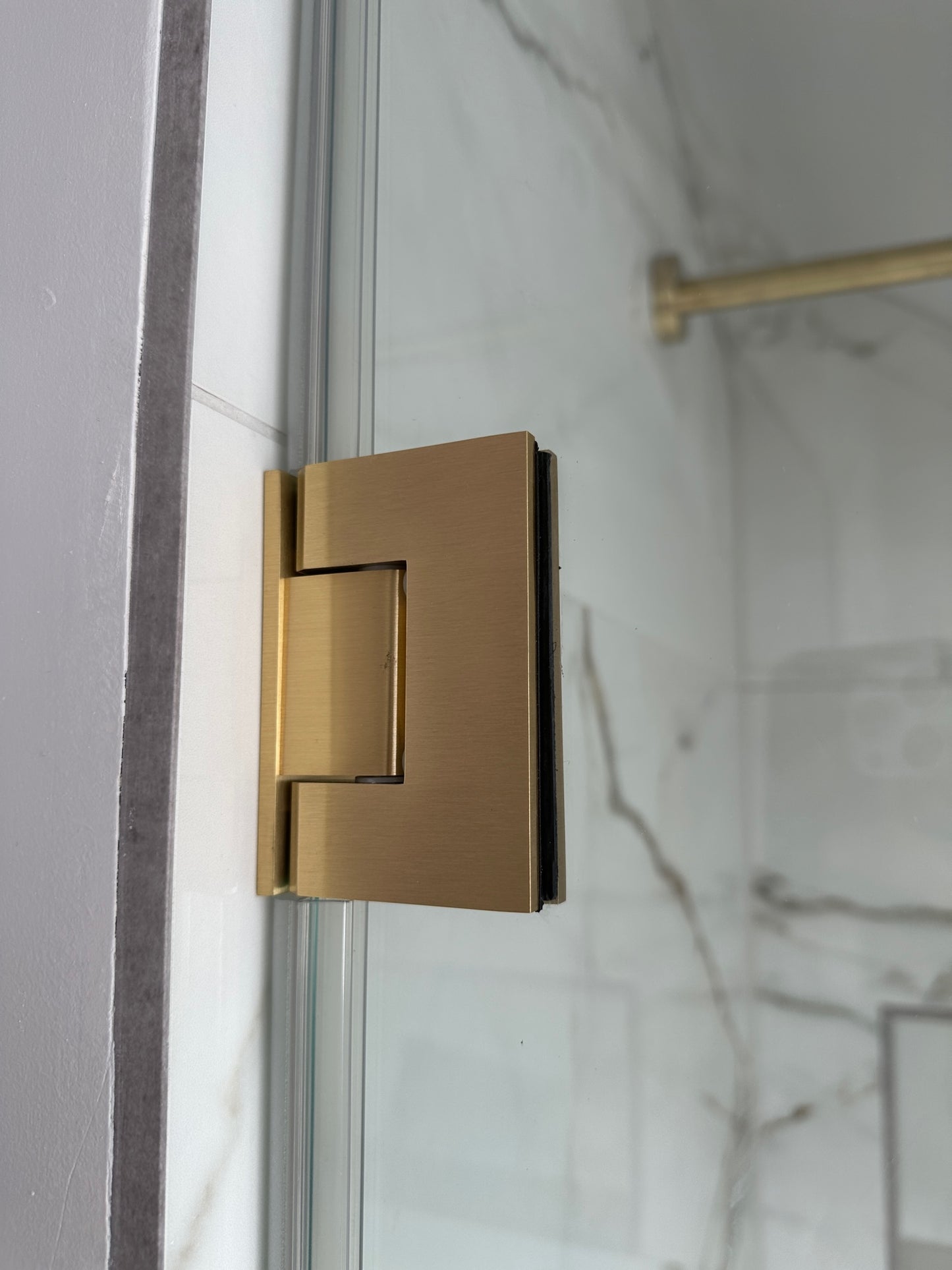 Geneva 044 Wall to Glass Hinge SATIN BRASS