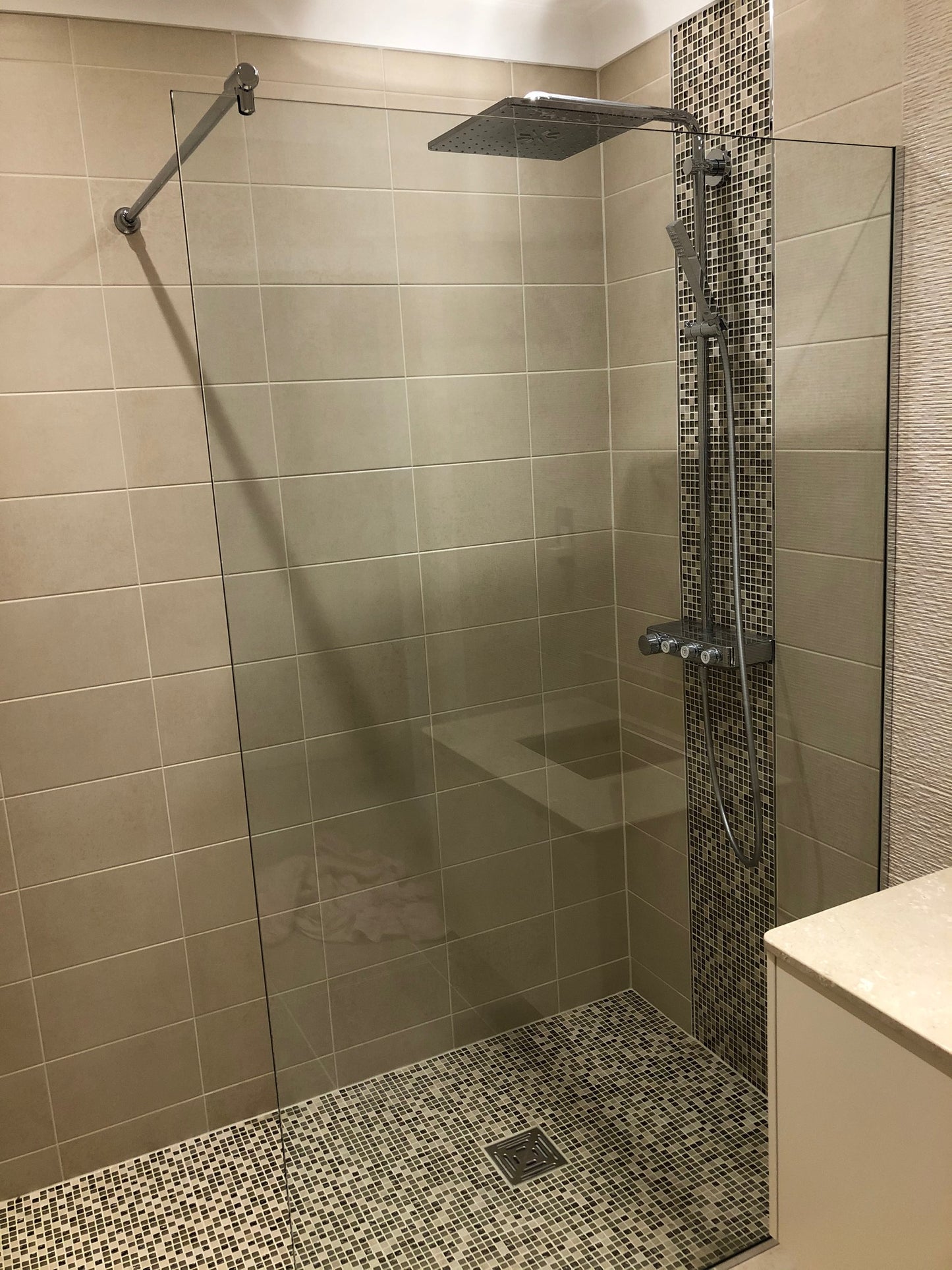 10mm Clear Toughened Glass Fixed Size Shower Screen 400mm x 1950mm